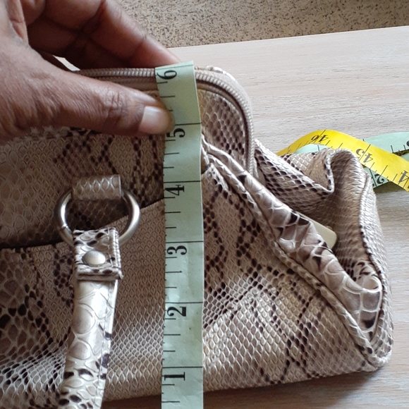 Vintage New York and Co. Purse and matching wallet - Picture 13 of 14